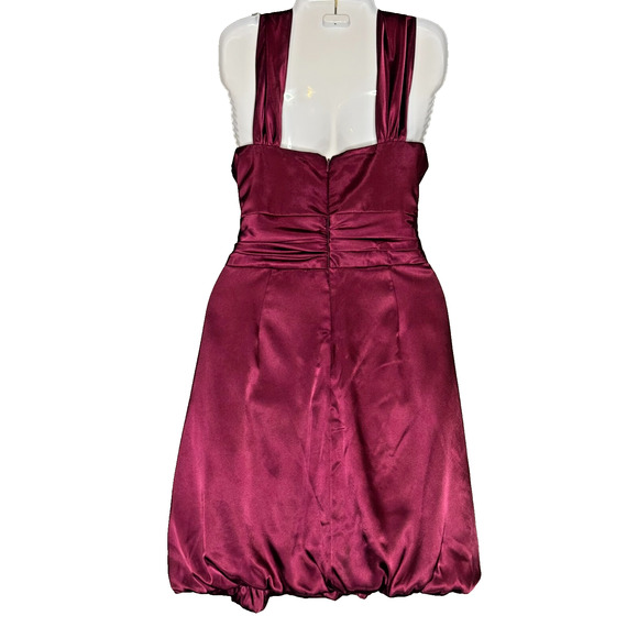 DAVID'S BRIDAL Dress 8‎ Sangria Y-Neck Charmeuse Bubble Hem Formal Wedding - Picture 2 of 13